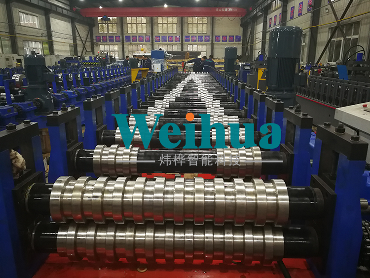 車廂板成型機-車廂板自動化設(shè)備